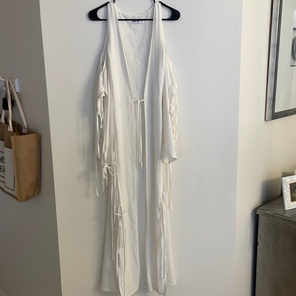 Tiger Mist Lavish Kimono White